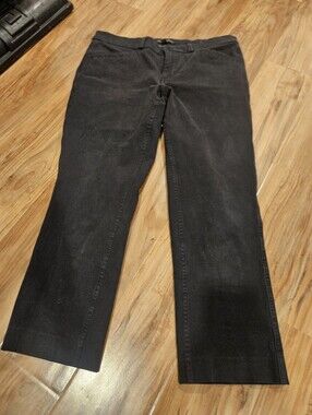 Banana Republic Black Dress Crop Pants - Sleek Tailored Look Size 6